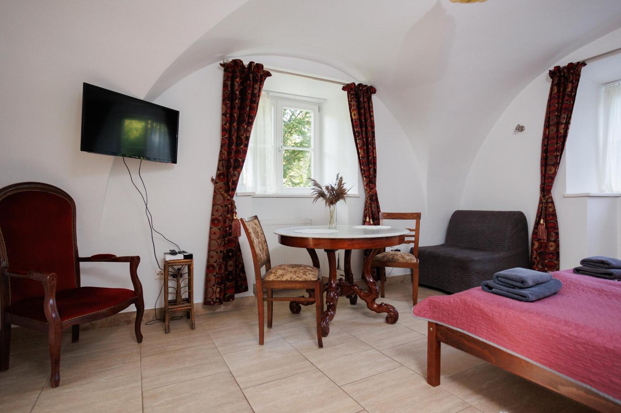 Zamosc Dwor Udrycze Appartement Buitenkant foto